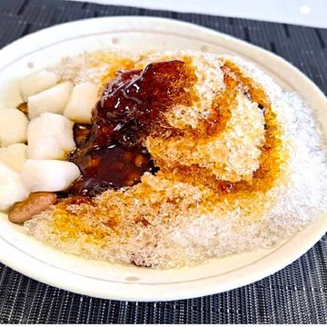 獨享墾丁後壁湖海景的五星餐廳－馥蘭朵，如今提供弄慢味雙人午宴料理服務！有別於後壁湖漁港中混雜的用餐環境，您可在絕美的一整片海景下，享受馥蘭朵主廚提供的獨特美味的創意料理。
