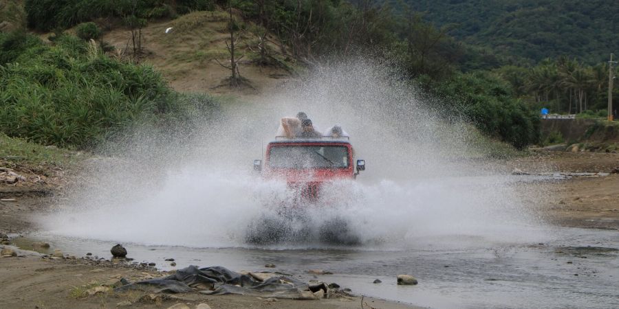 飆水